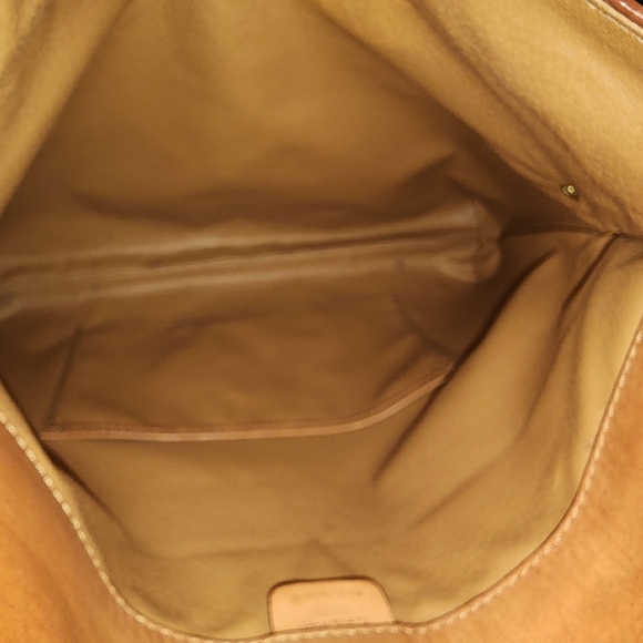 Celine Foldover Clutch Handbag - Picture 11 of 13